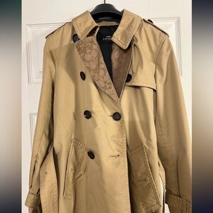 Elegant Coach coat small size/ Khaki in color .. like new. organic cotton